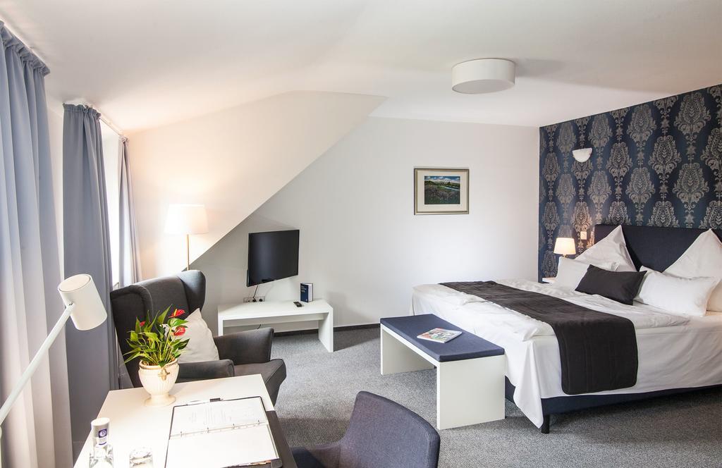Hofgut Dippelshof Hotel- Und Restaurant Kg Mühltal Værelse billede